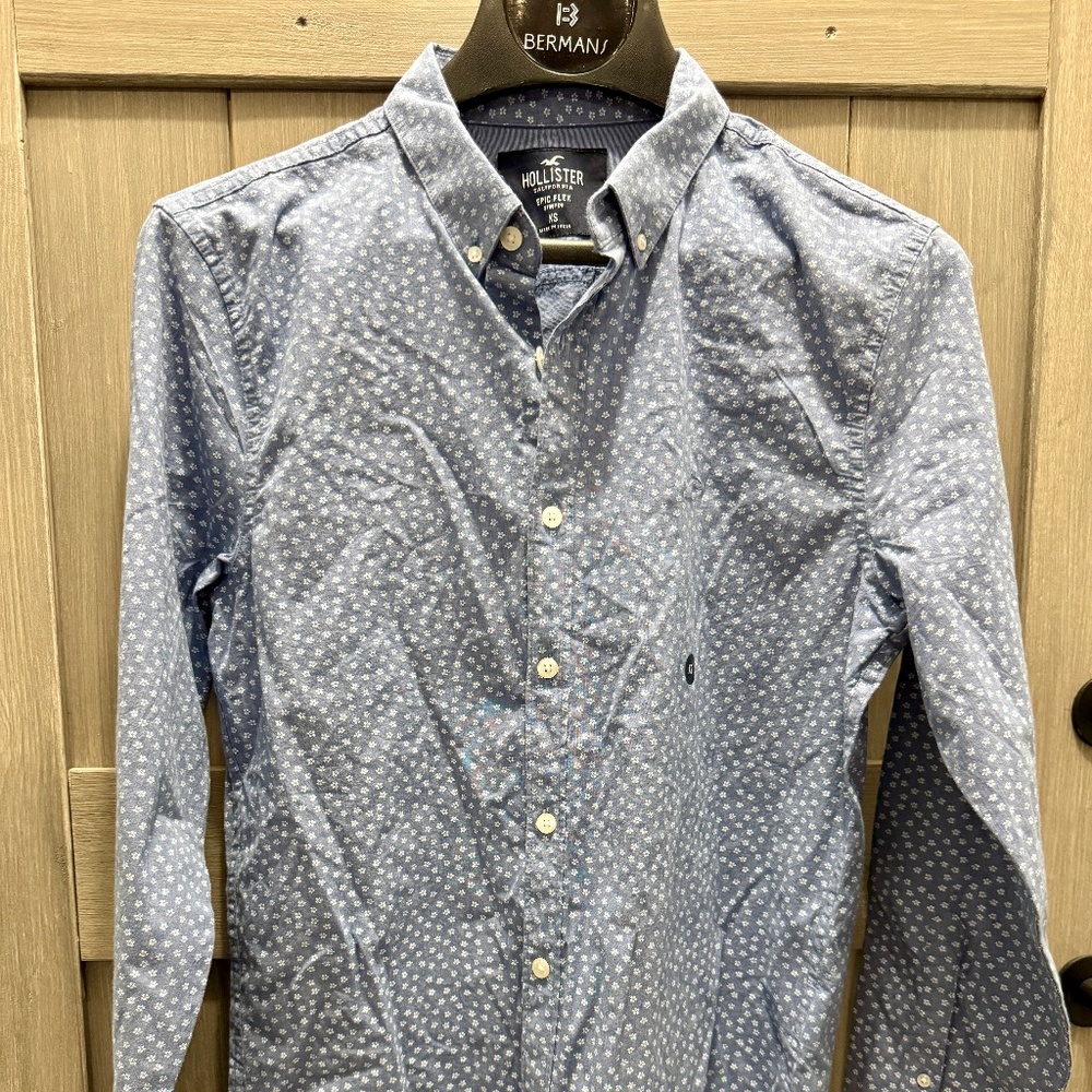 Men's XS Hollister Epic Flex Blue Button Down Long Sleeve w/Micro Flower Print